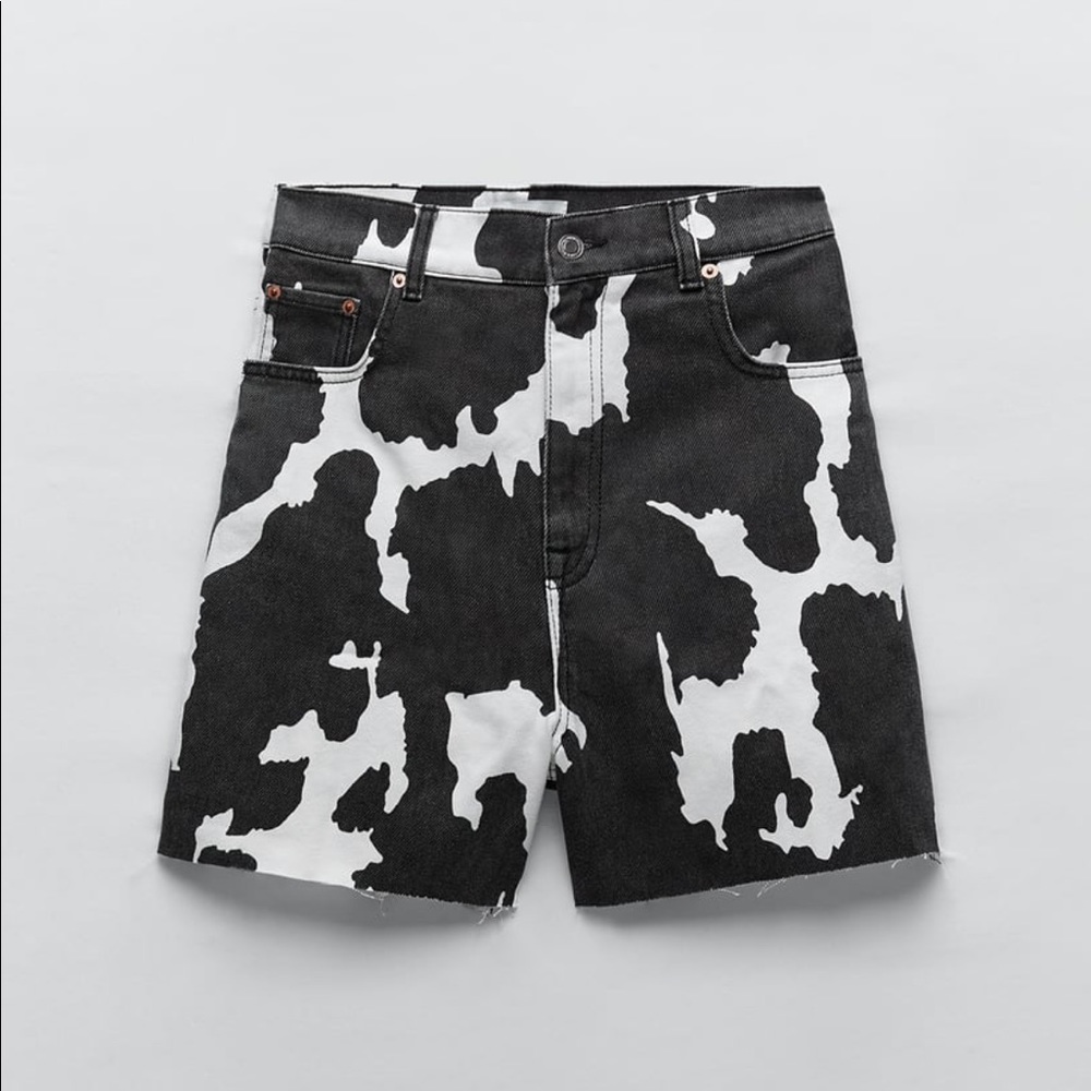 Zara Cow Print Denim Shorts 32 (US 0) NWT